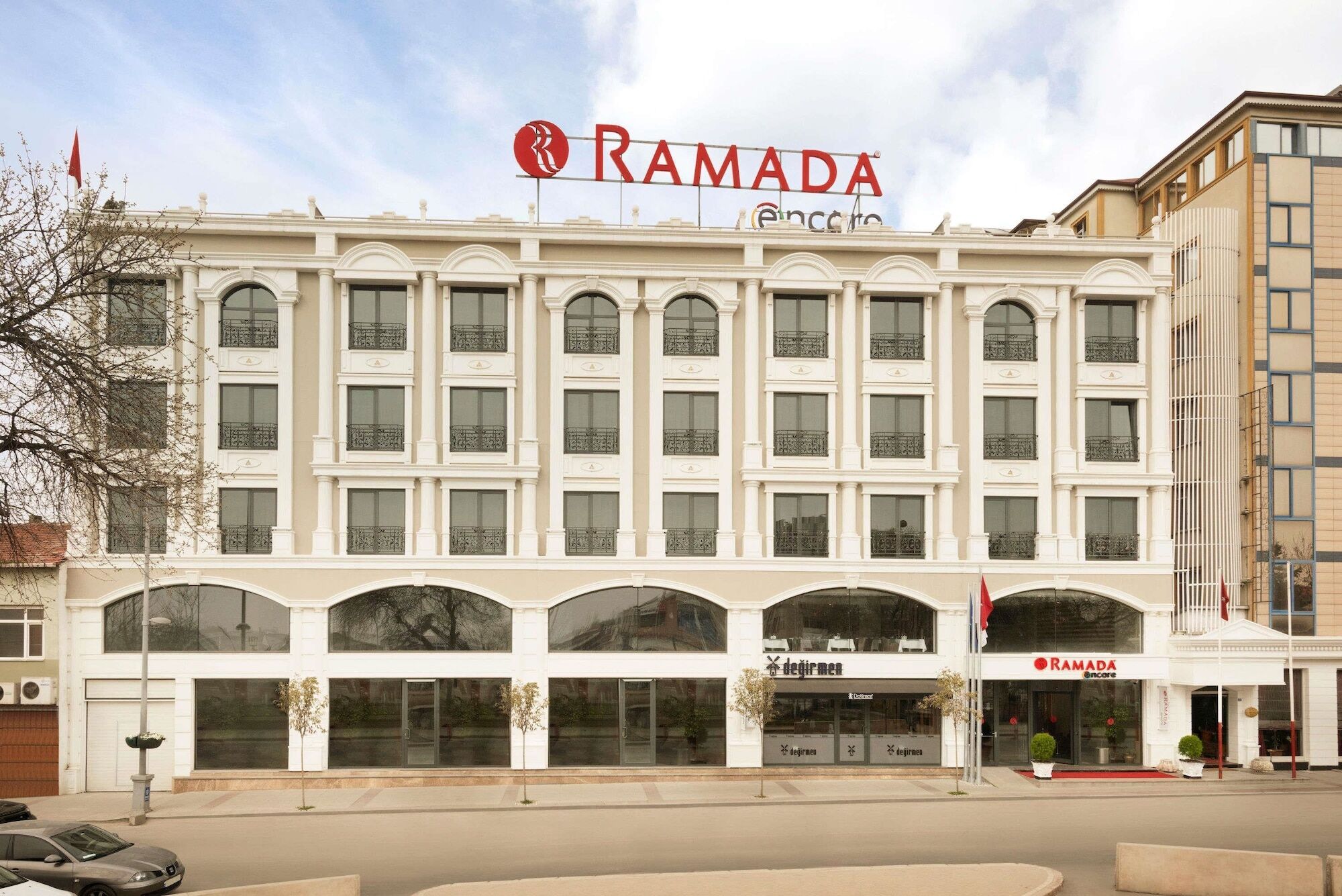 Ramada Encore גבזה